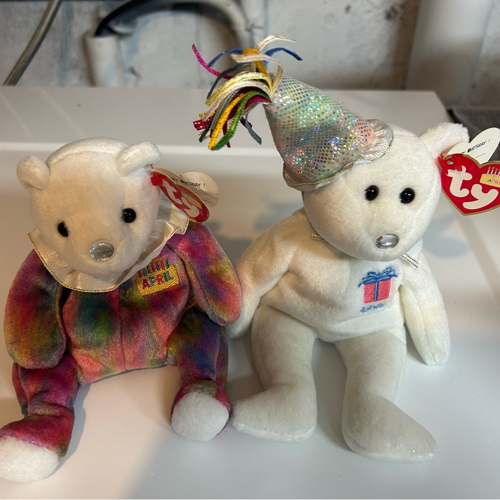 Ty Beanie Babies Bears in Rainbow and White with Party Hat